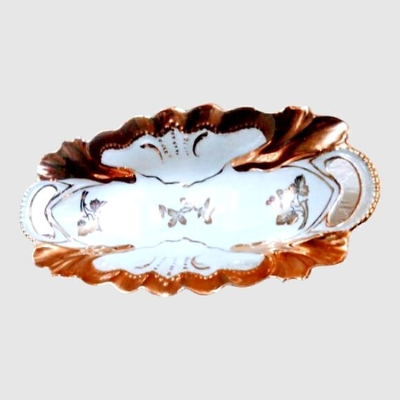 France Dripping with  GOLD LIMOGES Oblong Tid Bit/Trinket Dish White VINTAGE - Picture 5 of 13